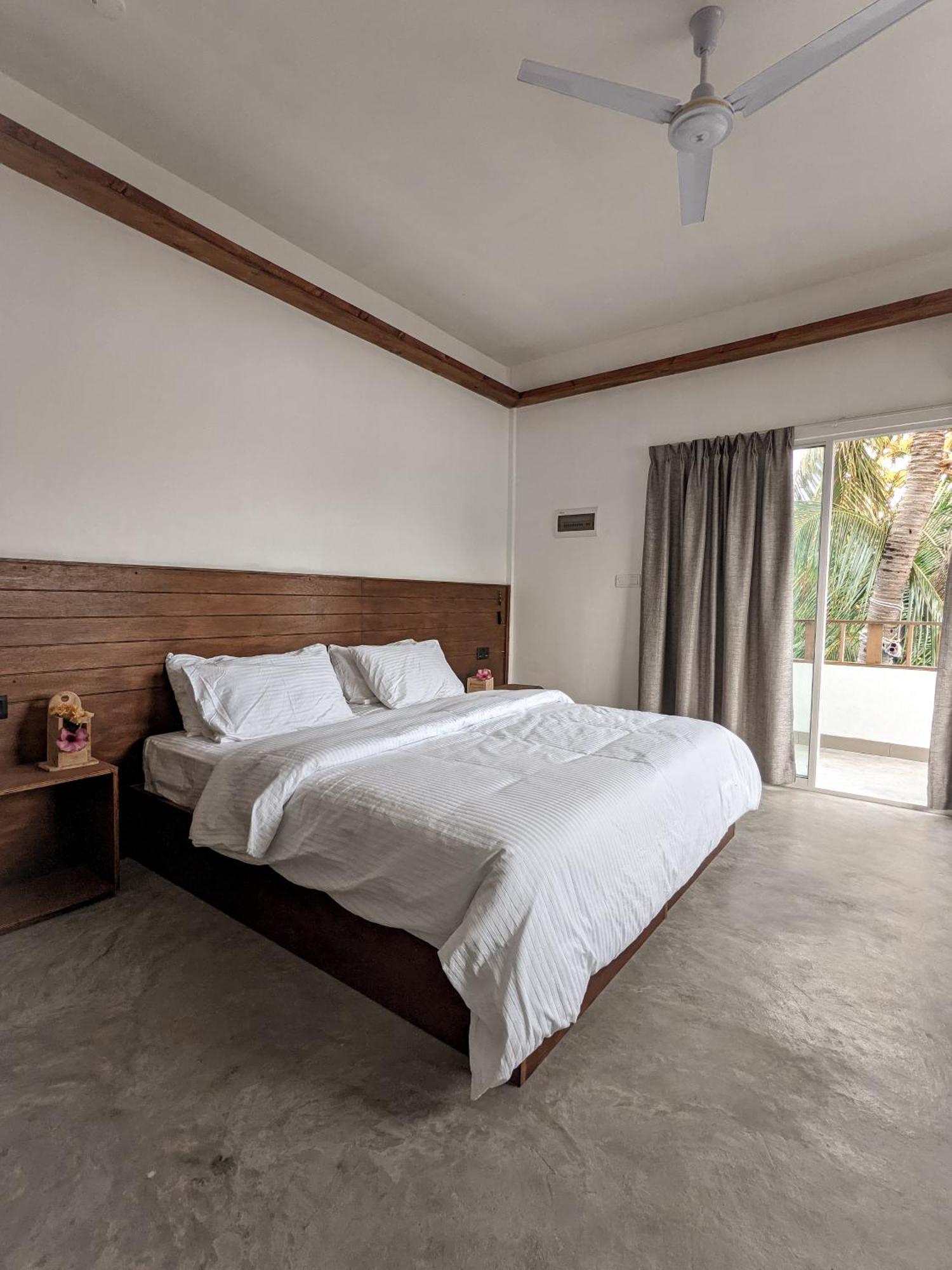 Dhoadhi Retreat Hotel Thulusdhoo Eksteriør billede